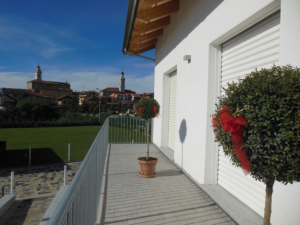 I Perticali Bed & Breakfast Carrù Eksteriør bilde